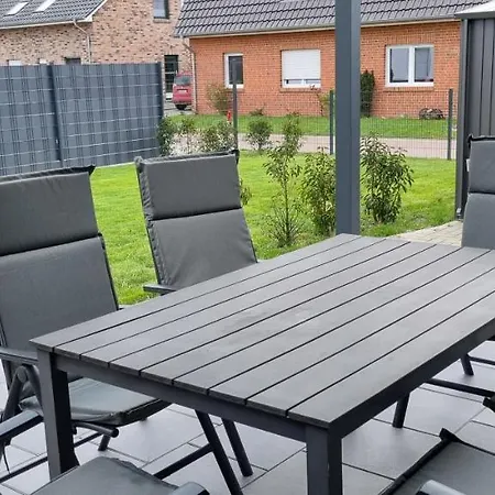 Neu!moderne, Lichtdurchflutete Dhh, Zentral, Garten, Wallbox, Wlan
